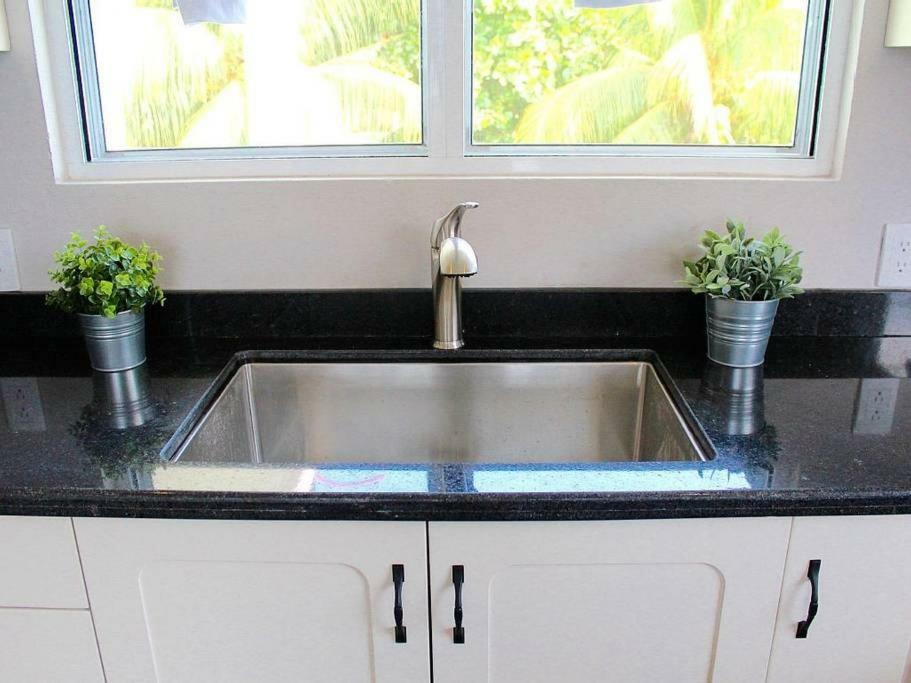 פוארטו אסקונדידו Ocean View Apartment 2 Blocks From Zicatela Strip! מראה חיצוני תמונה